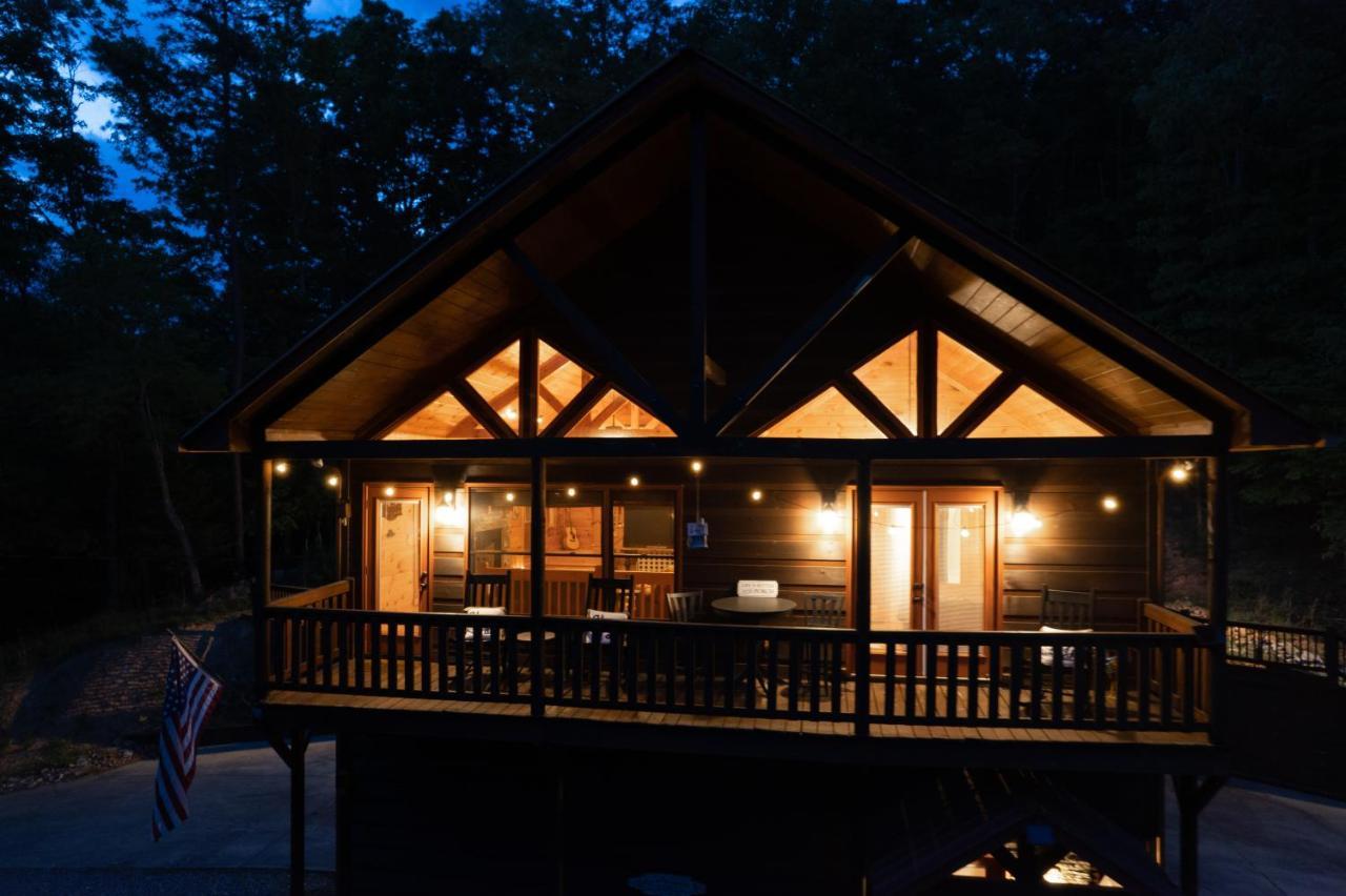 Trout N' About Your Blue Ridge Mountains Retreat, Hot Tub + Game Room! Ellijay Eksteriør billede