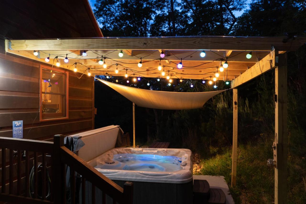 Trout N' About Your Blue Ridge Mountains Retreat, Hot Tub + Game Room! Ellijay Eksteriør billede