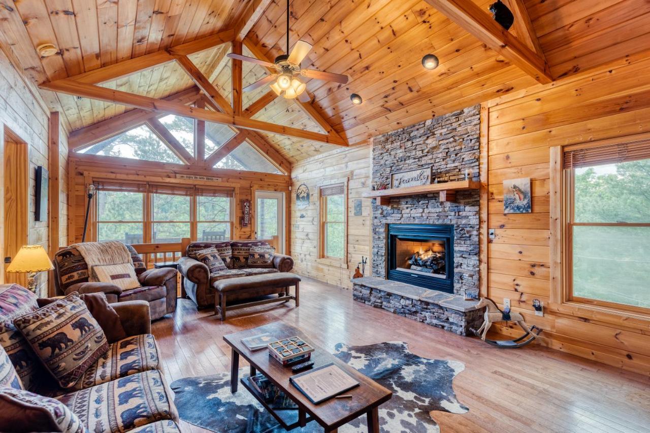 Trout N' About Your Blue Ridge Mountains Retreat, Hot Tub + Game Room! Ellijay Eksteriør billede