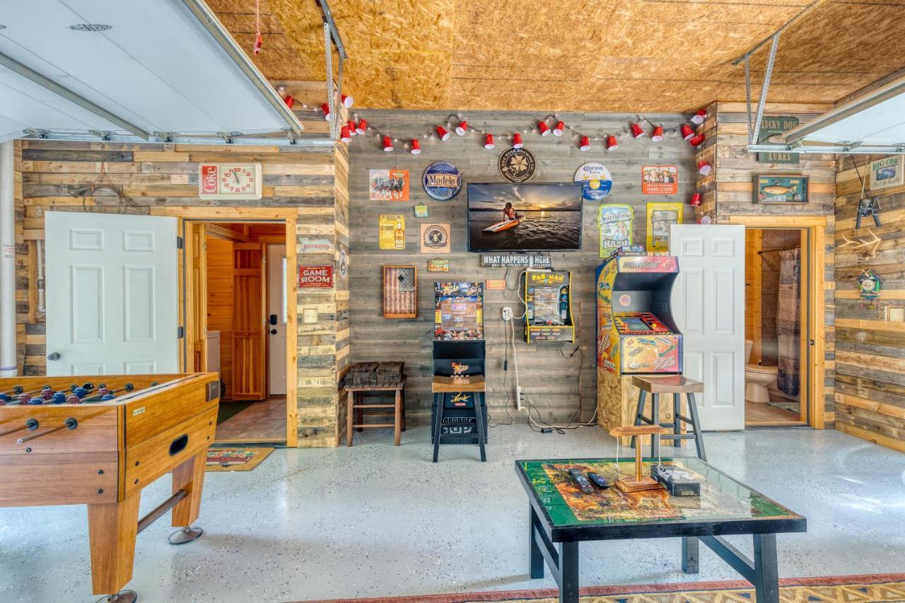 Trout N' About Your Blue Ridge Mountains Retreat, Hot Tub + Game Room! Ellijay Eksteriør billede